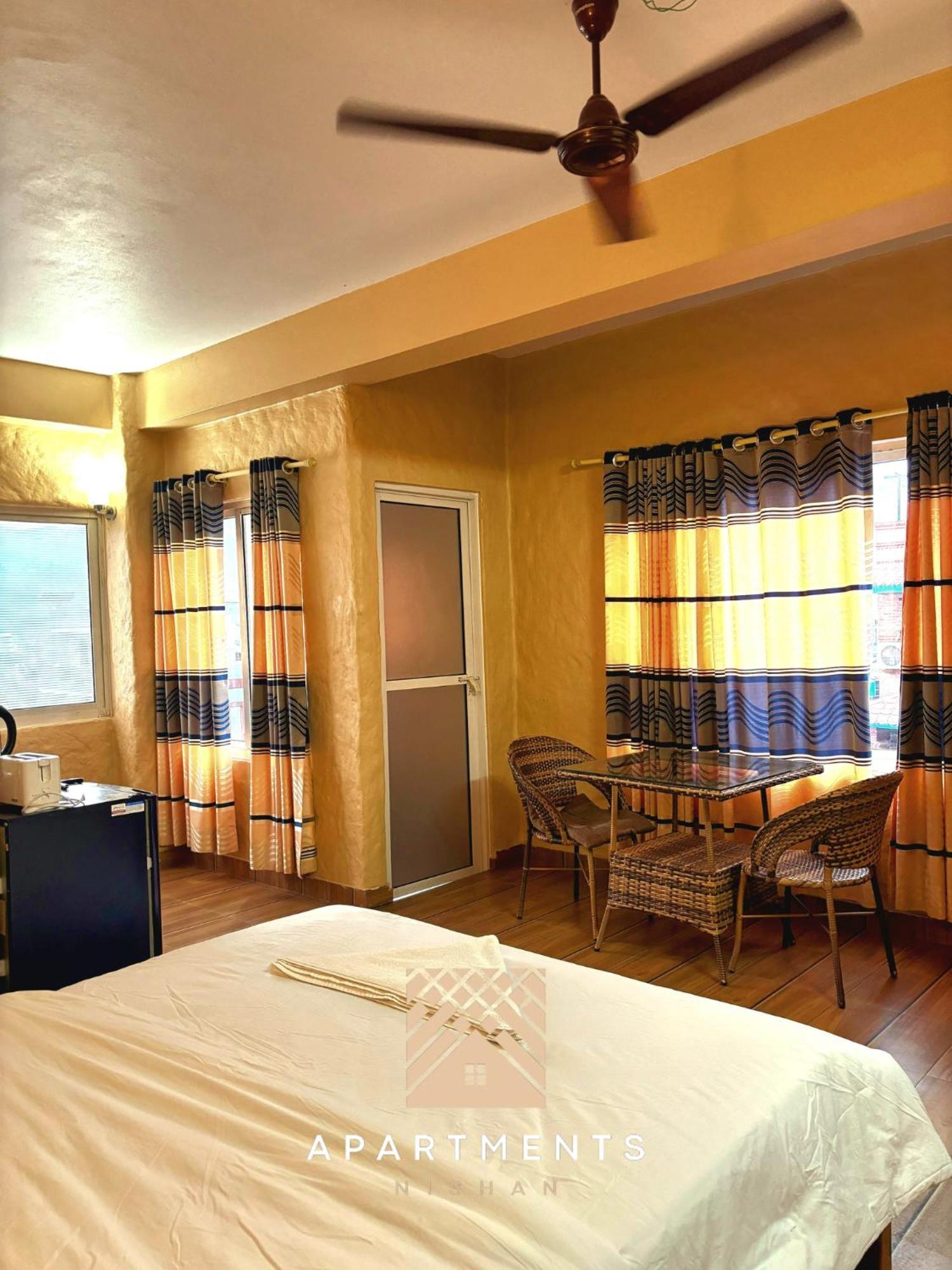 Nishan Apartments -Lakeside Pokhara Esterno foto