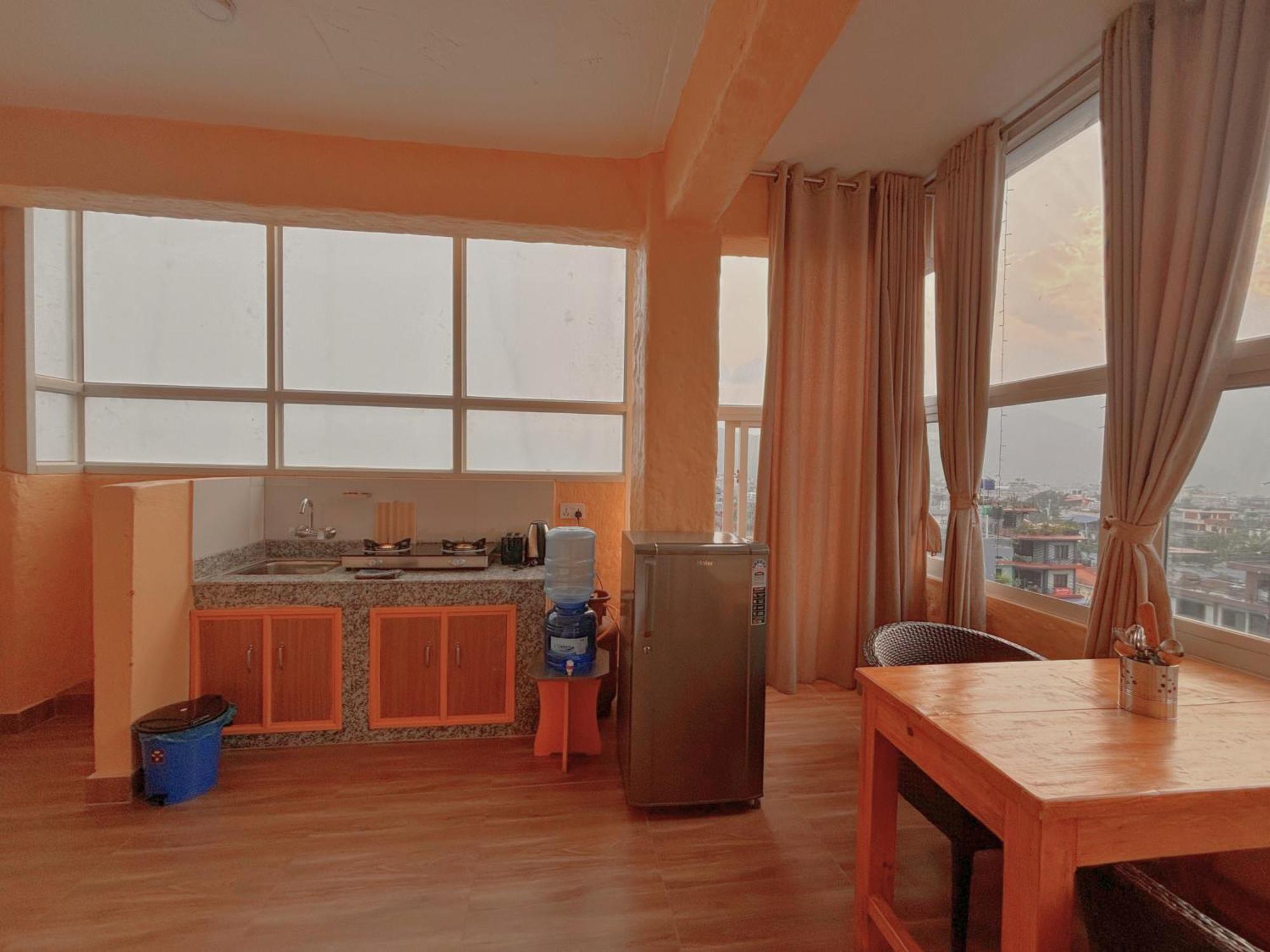 Nishan Apartments -Lakeside Pokhara Esterno foto